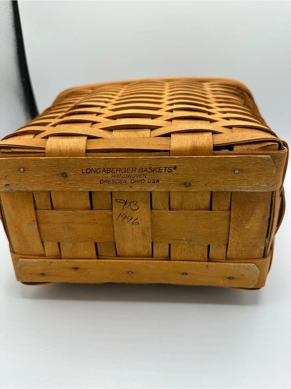 Longaberger 1996 Mail Basket with Attached Lid and Plastic Insert Farmhouse